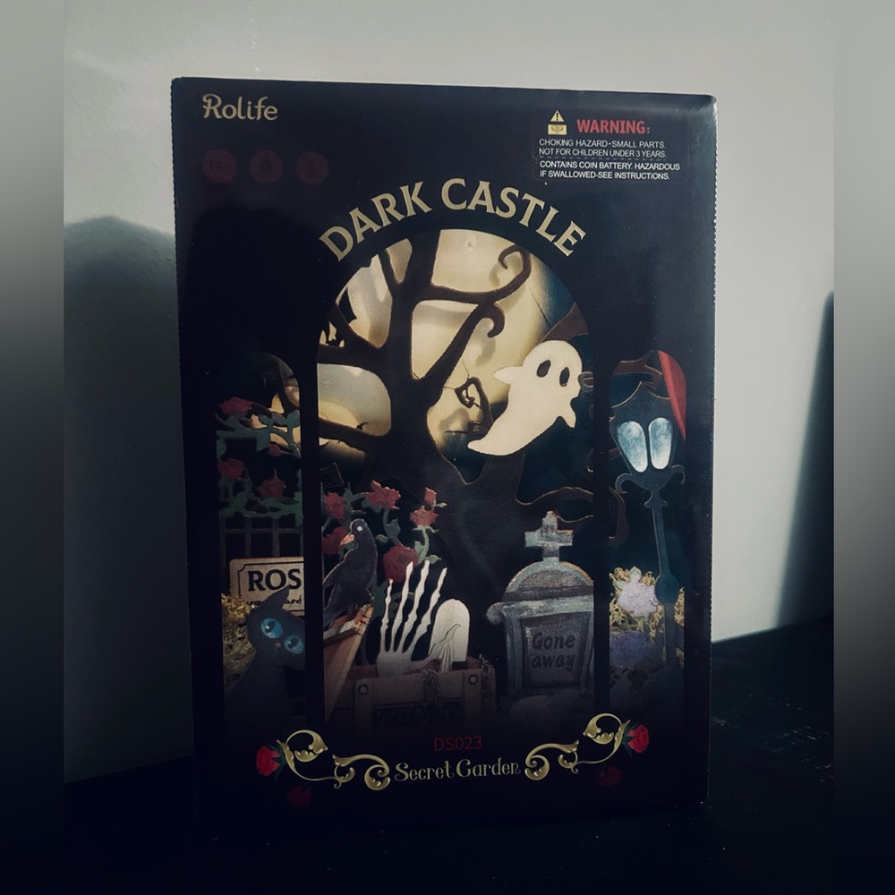 Rolife secret garden dark castle DIY Box Theatre Miniature Kit-C5.14